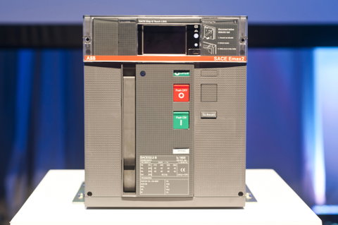 ABB inicia produção no Brasil de disjuntores com função de gerenciamento de energia integrada