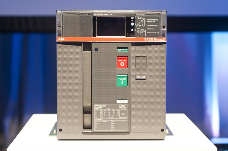 ABB inicia produção no Brasil de disjuntores com função de gerenciamento de energia integrada