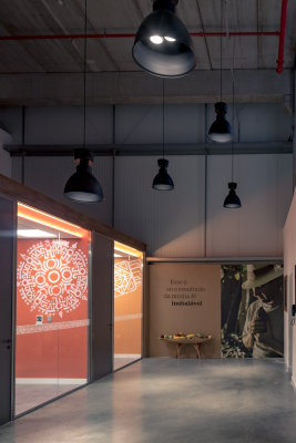 content gallery 1