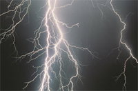 Proteja equipos electrónicos en temporada de lluvias y tormentas