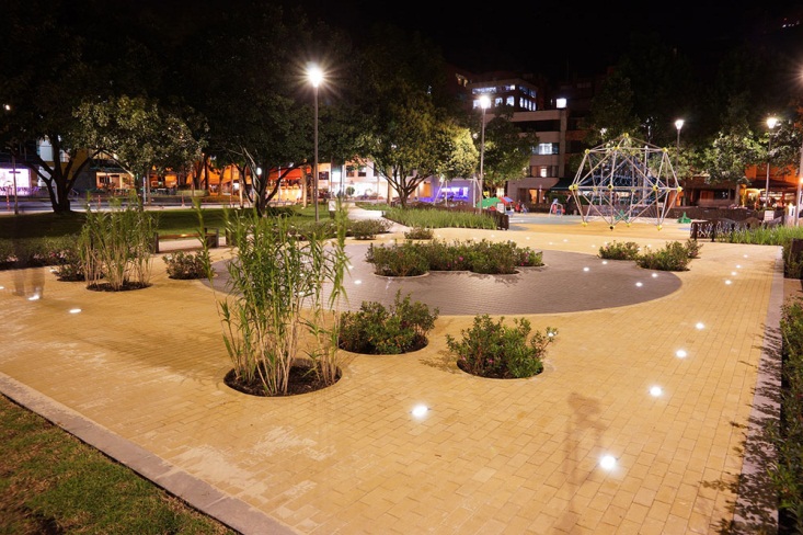 Descripción: C:\Users\310154491\Desktop\Parque%20de%20la%2093%20(7)LR.jpg