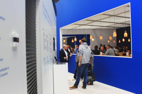 Light + Building 2024 steht bei Theben im Licht von KNX Funk / Ambient Assisted Living für mehr Sicherheit und Unabhängigkeit