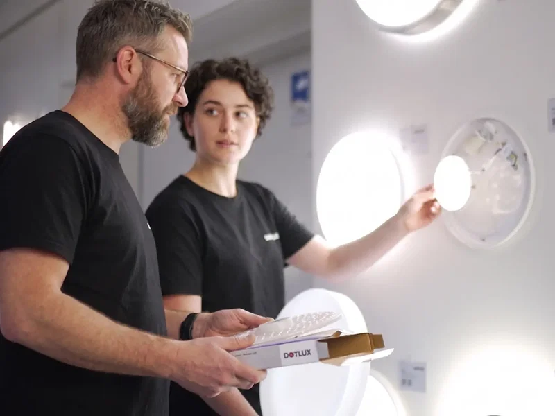 LED-Umrüstung mit unseren QUICK-FIX Leuchte-in-Leuchte Systemen