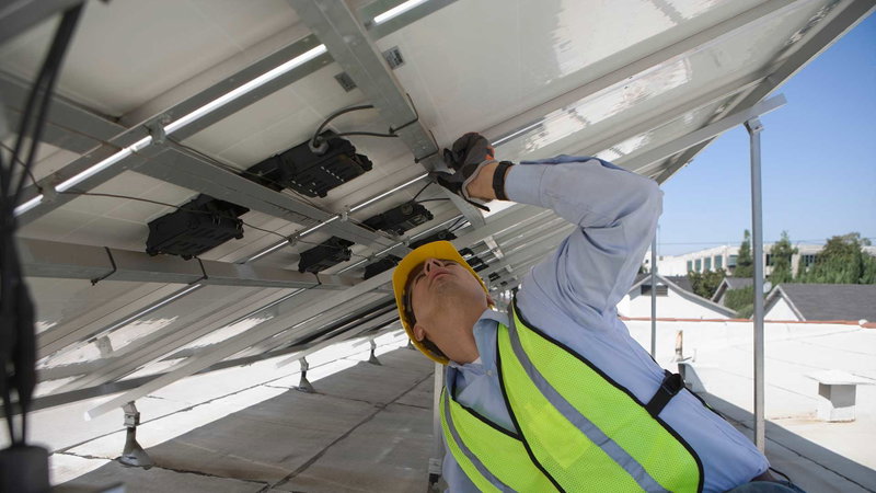 Instalaciones con autoconsumo y su efecto sobre los sistemas de compensación de energía reactiva