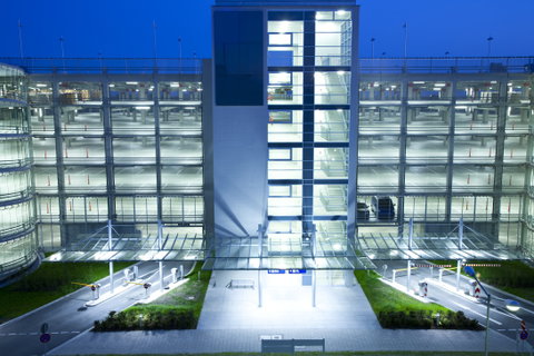 LEDVANCE ofrece alternativas LED eficientes y rentables ante la prohibición de los fluorescentes compactos