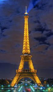 La iluminación de la torre Eiffel, un recorrido por sus 126 años de vida