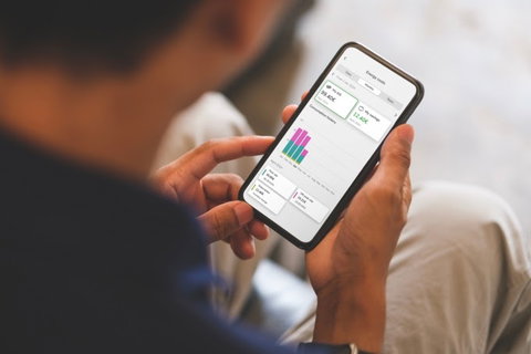 Schneider Electric lanza nuevas funciones de gestión energética doméstica, mejorada por la IA, en su aplicación Wiser Home