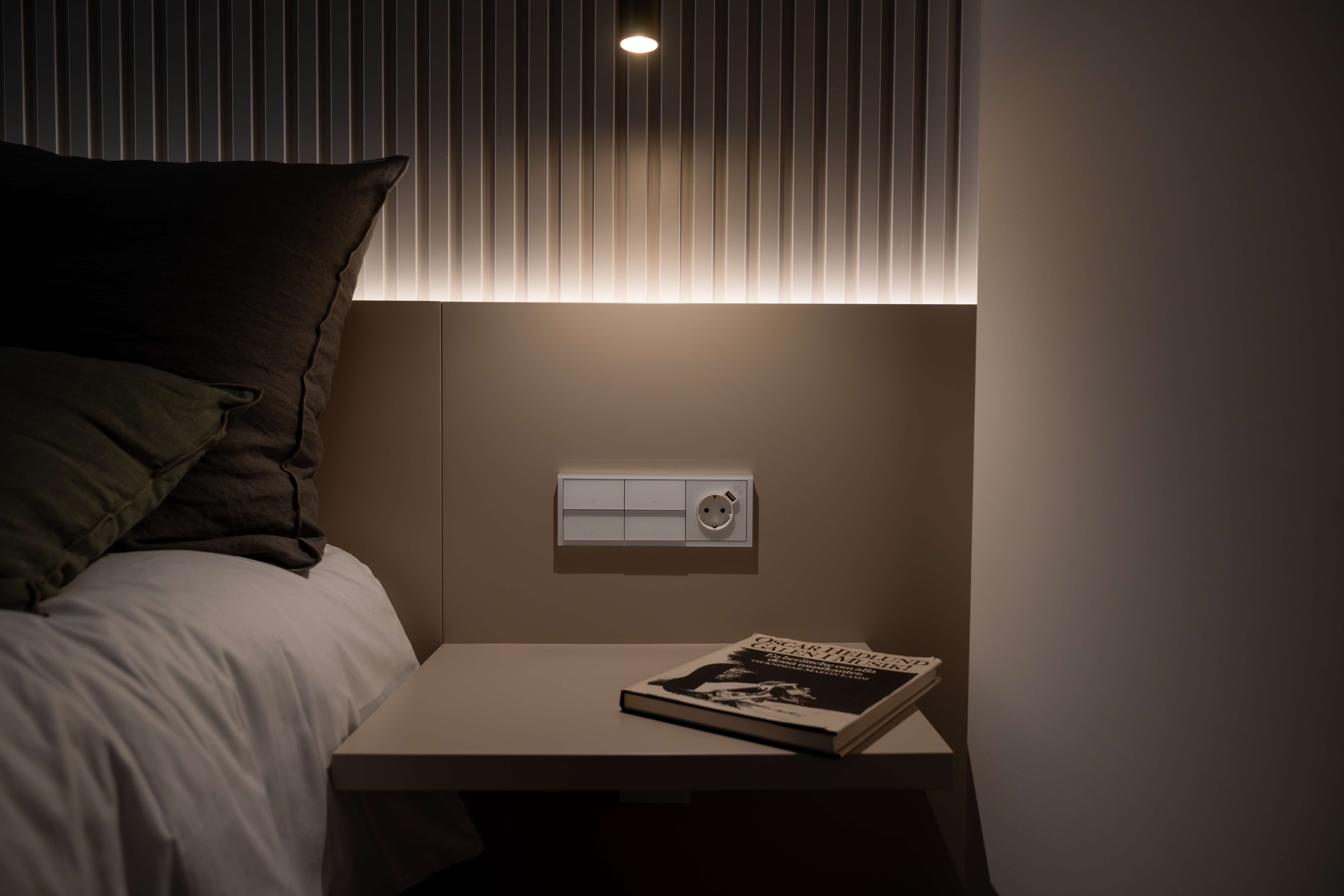 content gallery 1