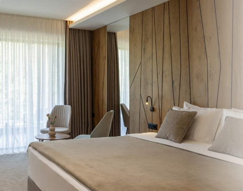 Sistemas domóticos para hoteles: soluciones y normativas para el sector hotelero.