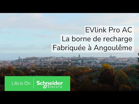 Made in France : la borne de recharge de véhicule électrique EVLink Pro AC est fabriquée à Angoulême