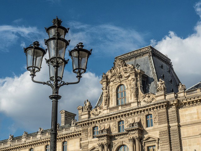 Éclairage public : la FNCCR plaide pour un soutien de la rénovation et de la modernisation du parc français