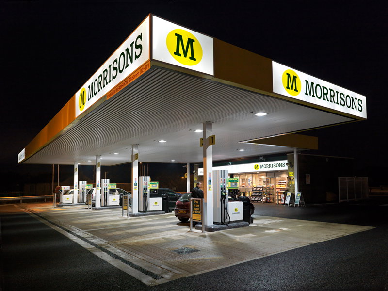 Philips LED lighting solutions creates first all LED petrol filling station in Europe