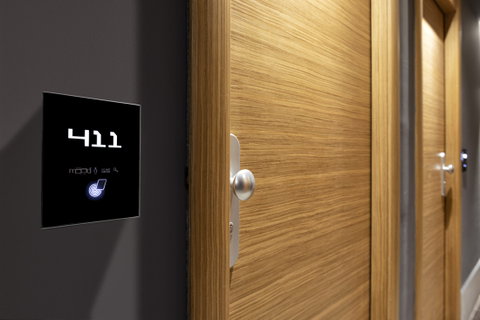 Le soluzioni AVE per un’accoglienza smart e di design  al Mood Hotel di Pescara