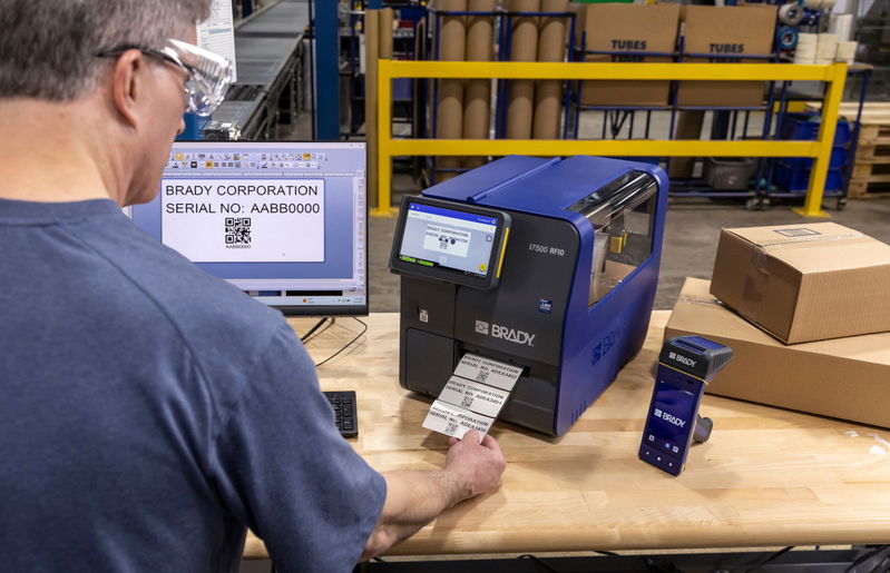 Nuova stampante per etichette RFID senza sprechi