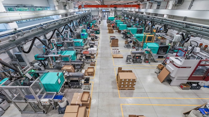 LOVATO Electric inaugura LOVATO Plastic: un investimento strategico per crescere in competitività, qualità e sostenibilità.