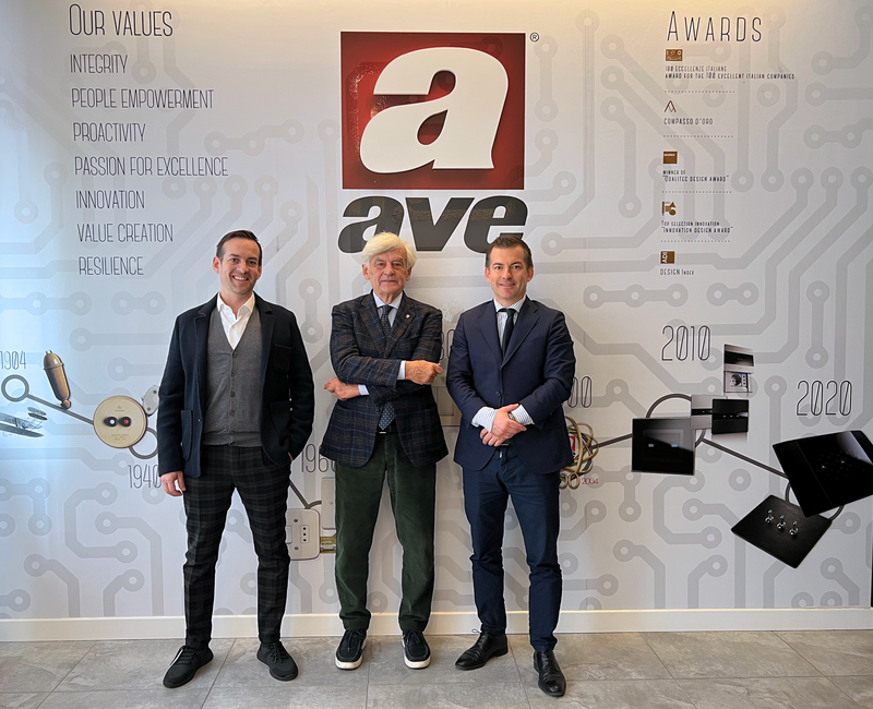 AVE S.p.A. al 100% italiana - La famiglia Belli riacquista la totalità dell’Azienda, con un’operazione che riporta in Italia il 25,01% delle azioni, prima in mano al Gruppo Hager.