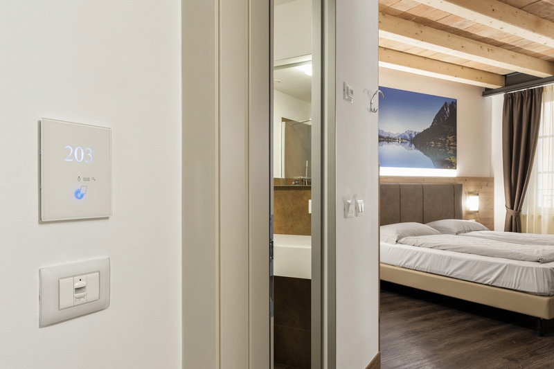 Il Touring Hotel & Spa sceglie il design e la tecnologia AVE