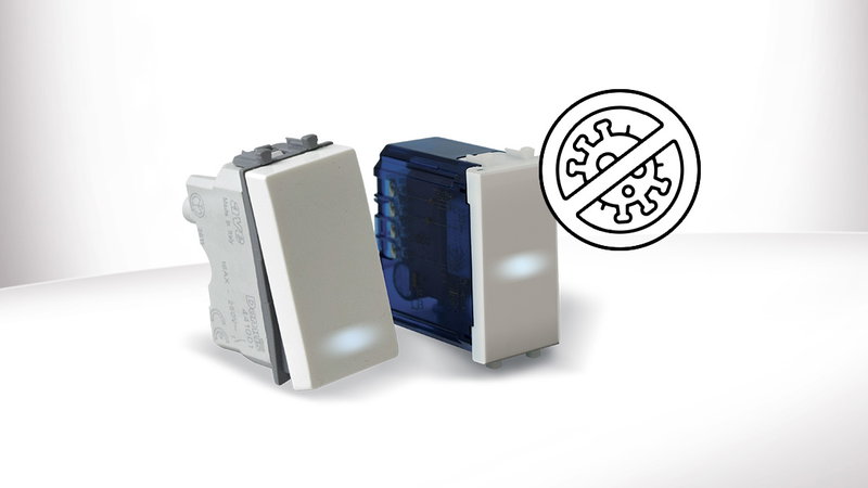 Gamma antibatterica AVE Domus 100: completa di placche, prese, interruttori tradizionali  e a sfioramento