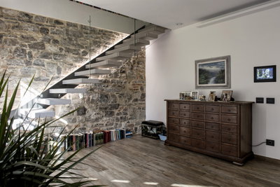 content gallery 1