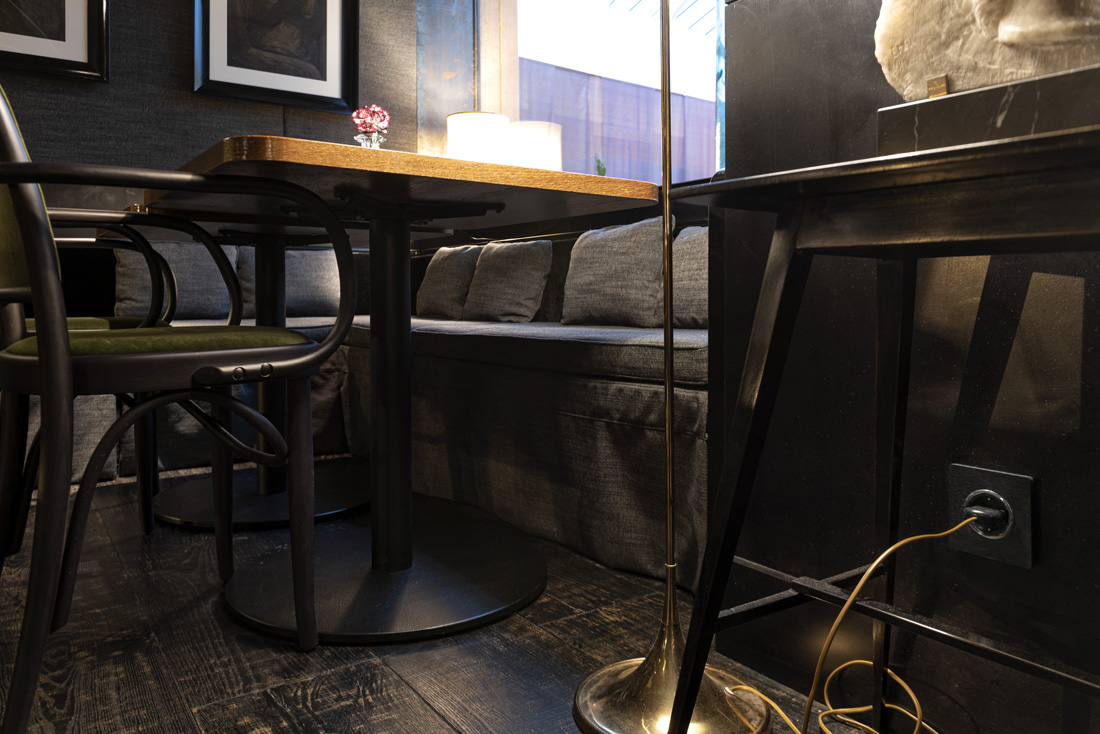 content gallery 1