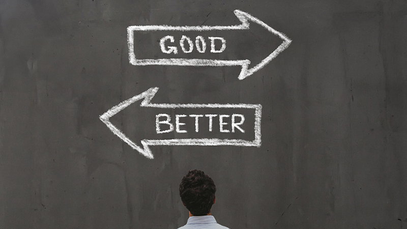 UPS con batterie vs. Compensatori senza batterie: quale scegliere?