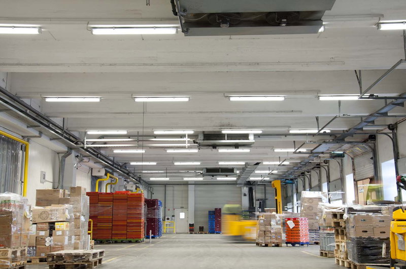 La luce per l’industria: giuste soluzioni per migliori risultati
