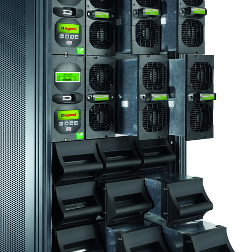 Nuovi UPS modulari Legrand Archimod HE e Trimod HE: efficienza certificata fino al 96% e power factor unitario