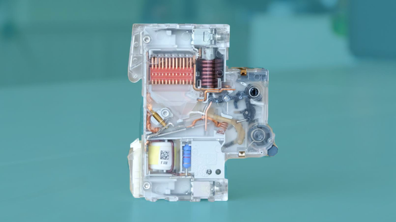 5SV1 – Il primo magnetotermico differenziale elettromeccanico in un modulo