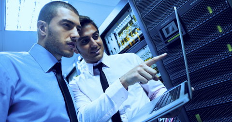 SOCOMEC agisce per conto dei suoi clienti per garantire la sicurezza delle loro strutture.