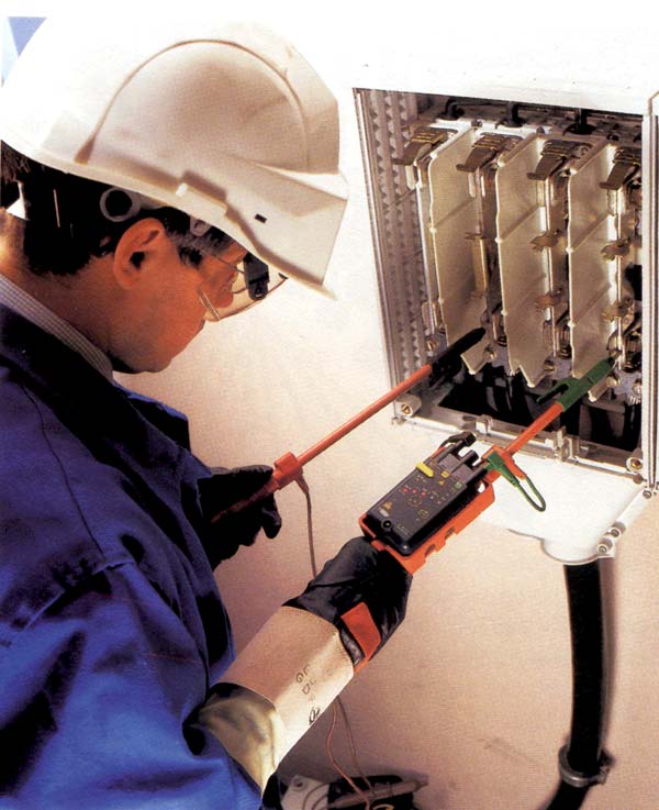 Infortuni su lavori elettrici
