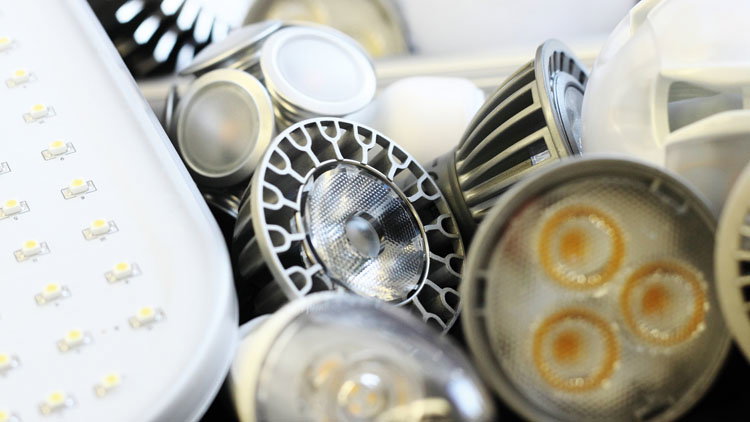 Dimming LED lamps: the dos and don'ts