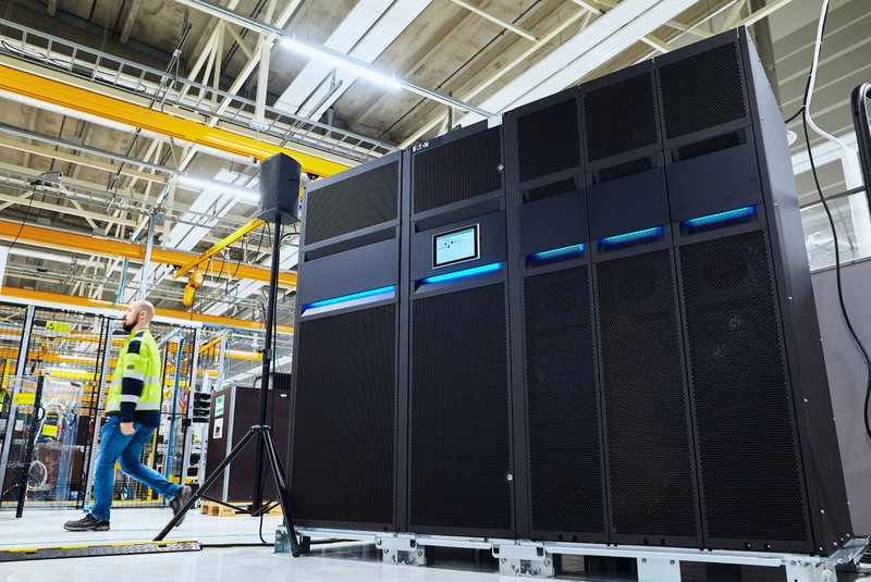Eaton lança nova UPS mais inteligente e compacta desenhada para Data Centers Hyperscale e Colocation