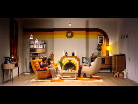 Campanha Philips | Philips hue - Quantos anos passam até ser necessário mudar uma lâmpada? (EN)