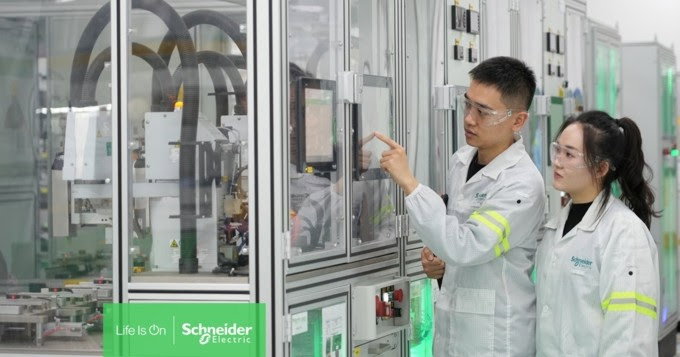 Fábrica da Schneider Electric em Wuxi reconhecida como um ‘Farol’ de Sustentabilidade pelo Fórum Económico Mundial