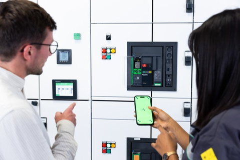 Schneider Electric transforma distribuição de energia com o MasterPacT MTZ Active, tirando partido da digitalização para reduzir o consumo de energia e as emissões de carbono