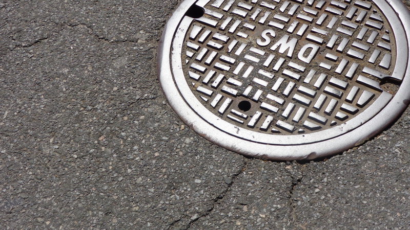 Sabe porque razão as tampas dos poços de visita eléctricos são redondas?