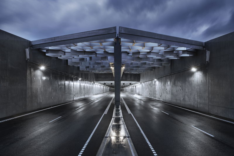 Iluminação de túneis: segurança, eficiência e conforto visual