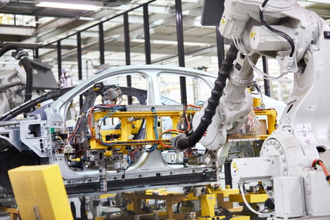 ABB'den Volvo Cars'ın Sürdürülebilirlik Hedeflerini Destekleyecek Akıllı Robotik Otomasyon Çözümleri
