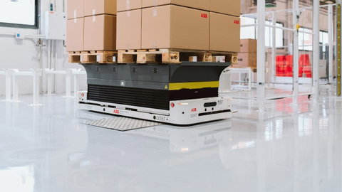 ABB, Otonom Mobil Robotik sergi salonu ve eğitim tesisini açtı