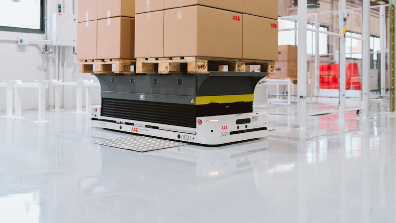 ABB, Otonom Mobil Robotik sergi salonu ve eğitim tesisini açtı