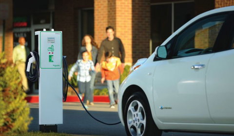 Schneider Electric open Electric Vehicle Centres of Excellence in Partnership with Edmundson Electrical