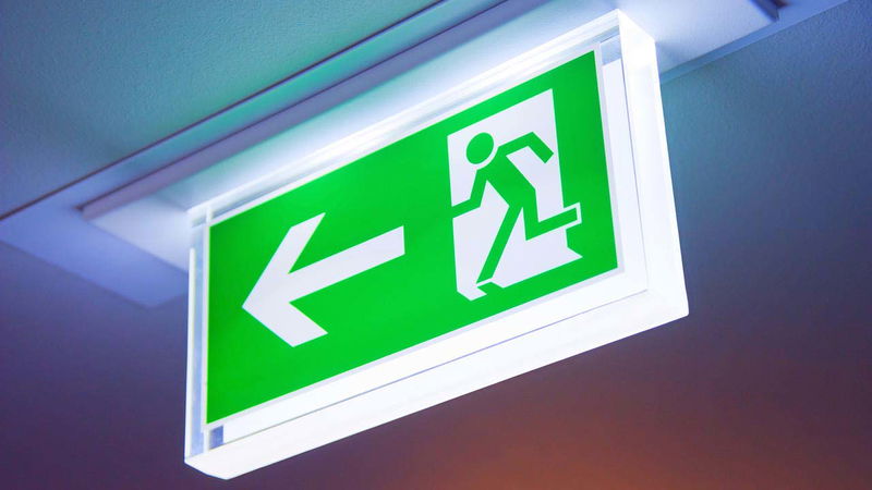 EMERGENCY LIGHTING: SAFE IN CASE OF EMERGENCY