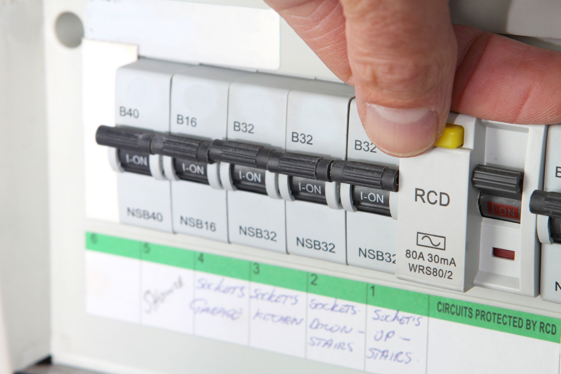 Synchronize Inverters Heat Pumps and RCD Selection: A Practical Guide - Voltimum UK